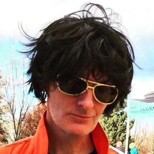 Meet your Posher, Adam